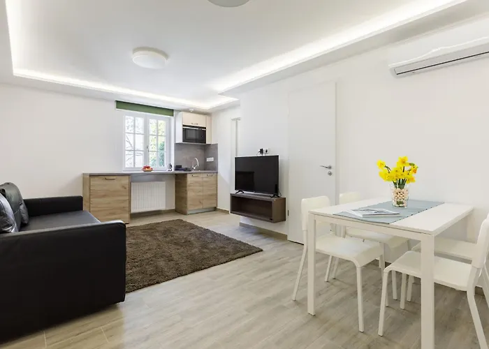 Park 19 By Interhome Semesterbostad Balatonszarszo